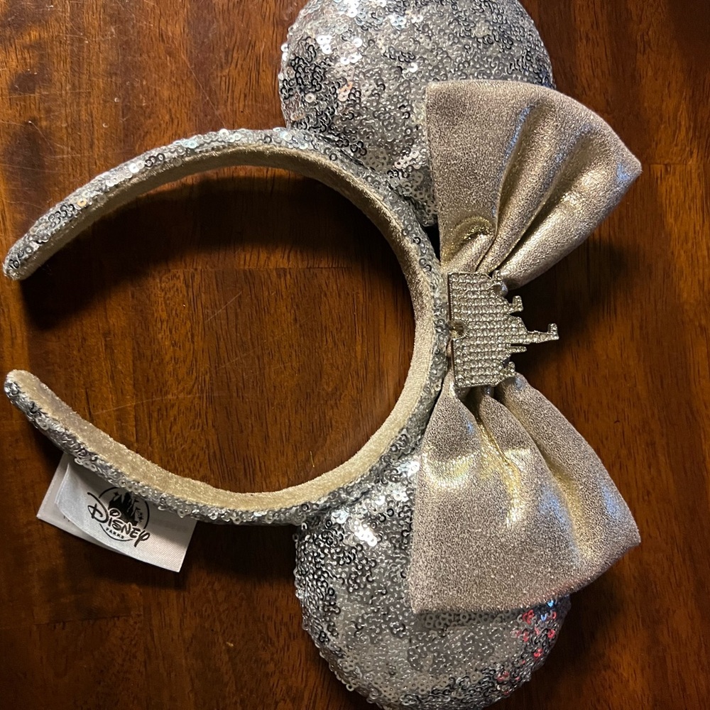 💛BUNDLE: Disney Minnie Mouse Ears Headbands 🖤♥️ - Picture 6 of 7